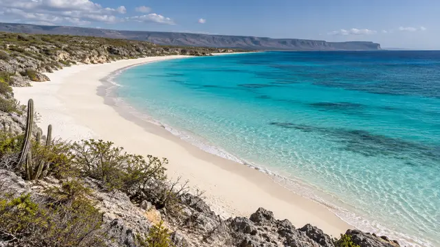 AI-generated illustrative image: Bahía de las Águilas