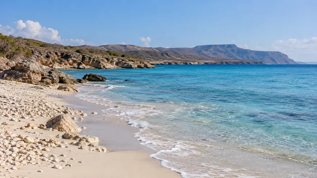 AI-generated illustrative image: Playa de Pedernales